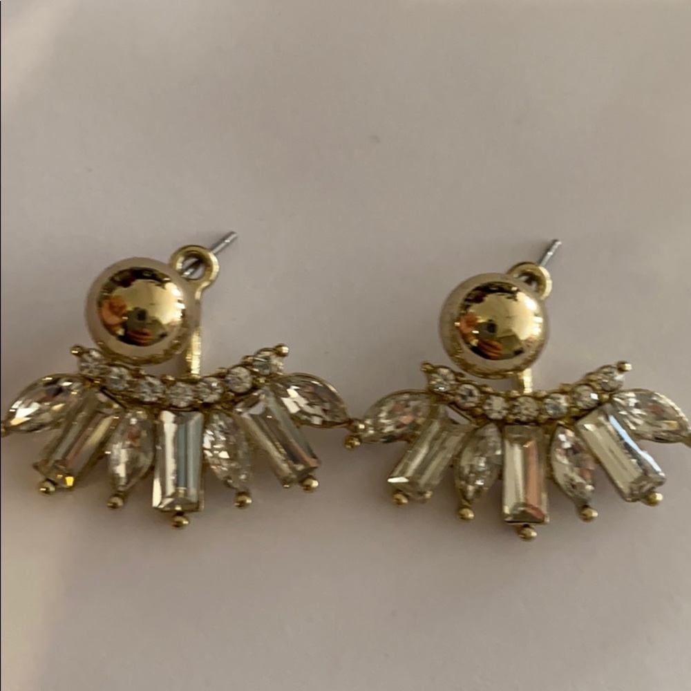 Sabine Mohawk Earrings - Picture 9 of 12